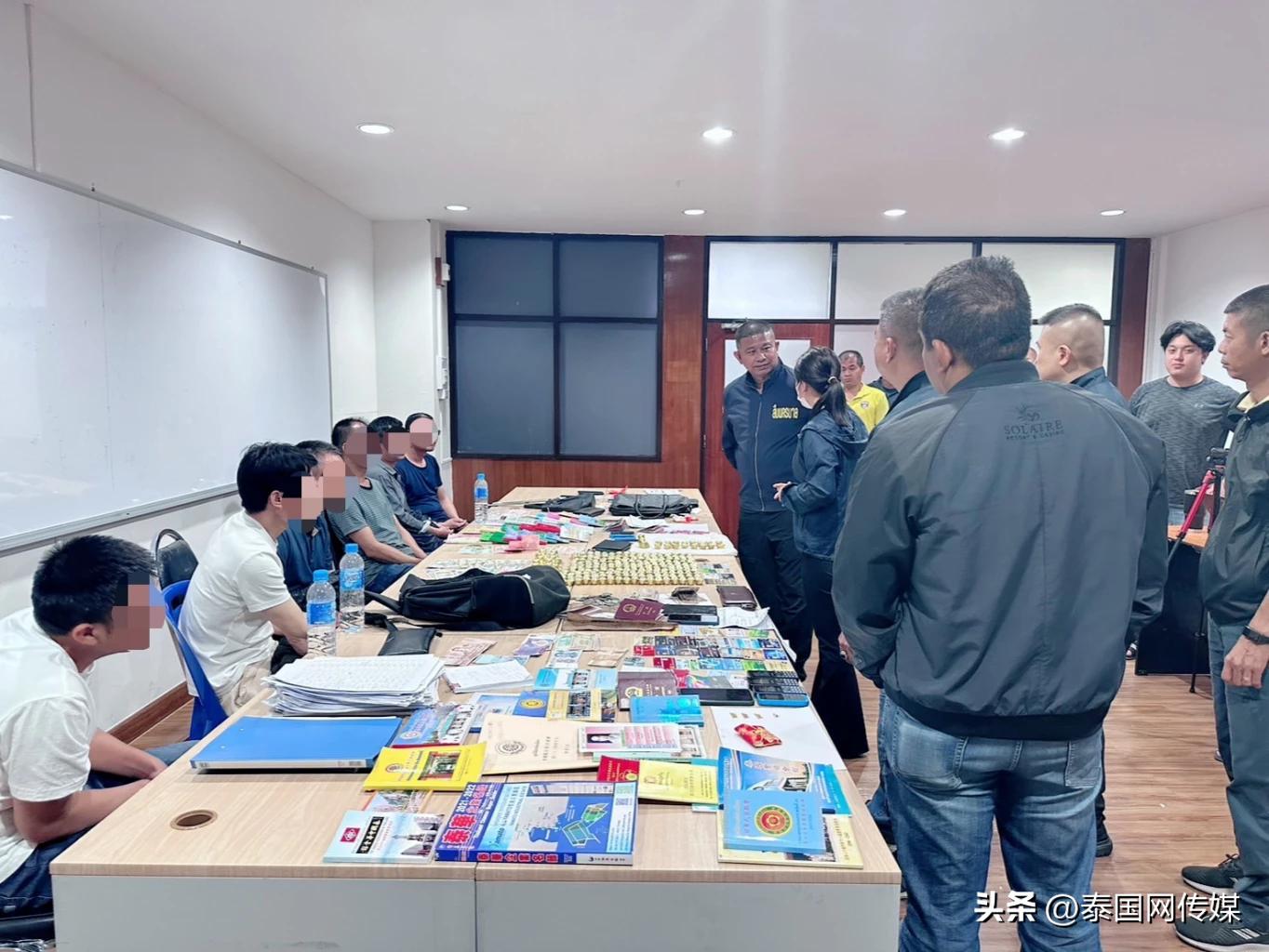 鍥介檯榛勯噾璇堥獥鍥紮 (鏇艰胺鎹ｆ瘉鍗栧亣榛勯噾璇堥獥鍥紮)