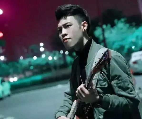 推荐单曲循环好听的经典歌,十首旋律超好听的歌曲