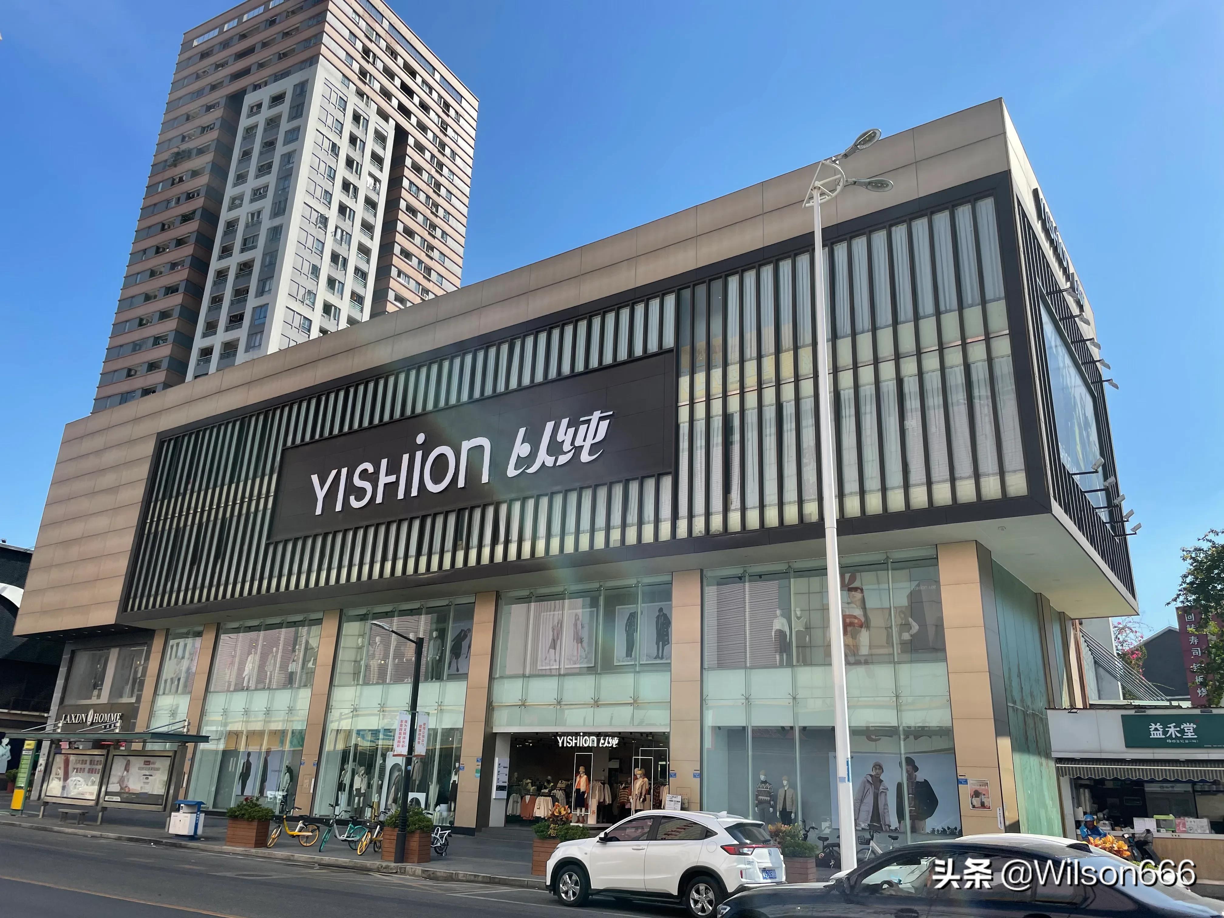 它曾经是莞城最旺的商圈,从强盛走向衰败的转折点