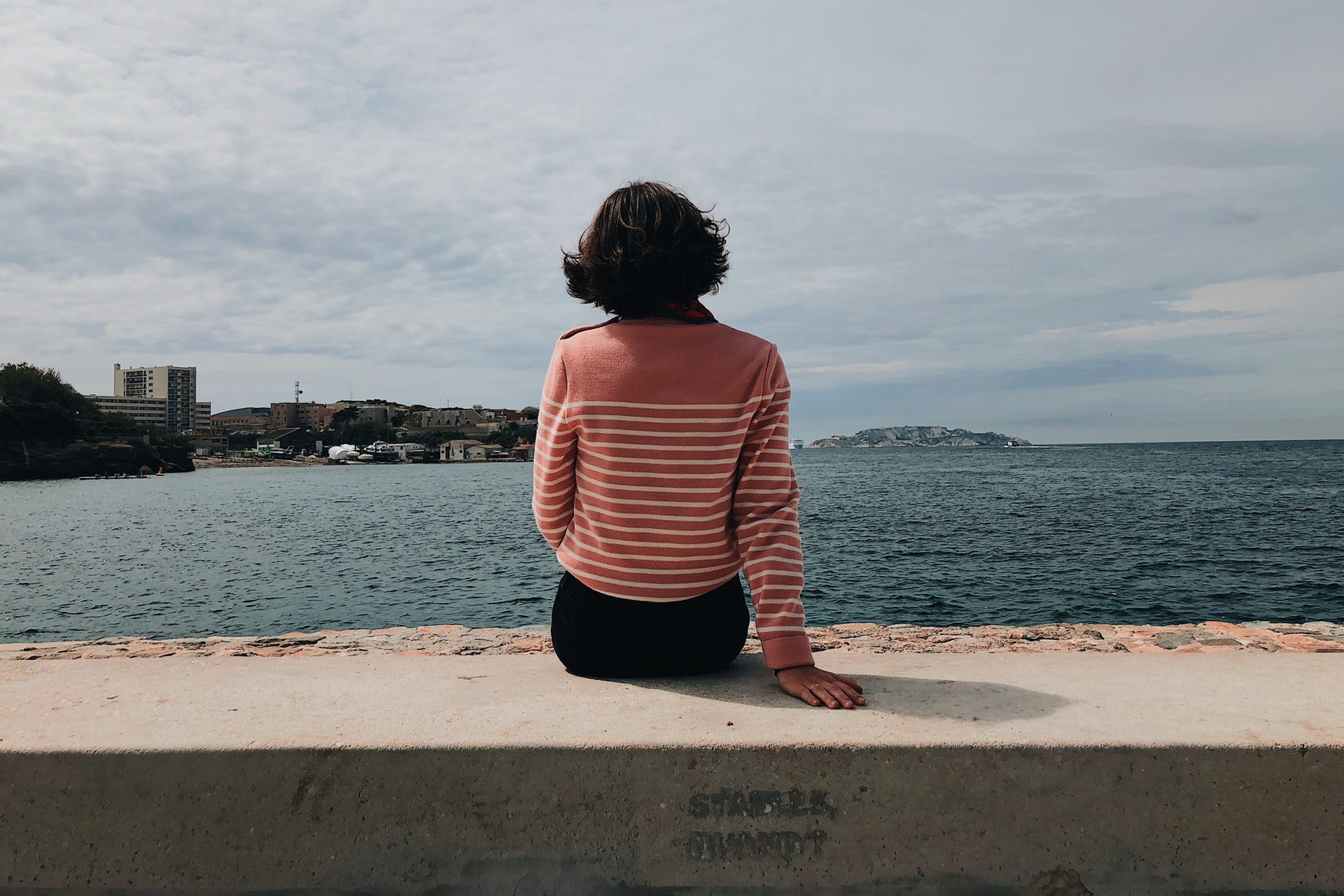 太主动会让感情变得廉价吗,感情里做了很多依然受到指责