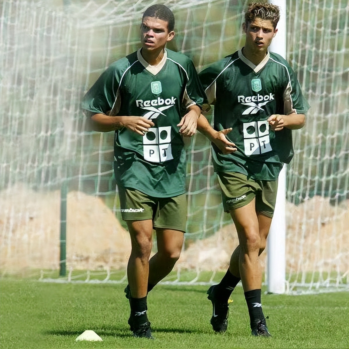 武僧佩佩40岁,老骥伏枥京剧