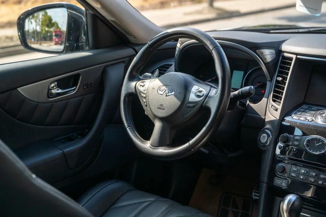 二手英菲尼迪fx35顶配七万公里,买二手09款英菲尼迪fx35十大忠告