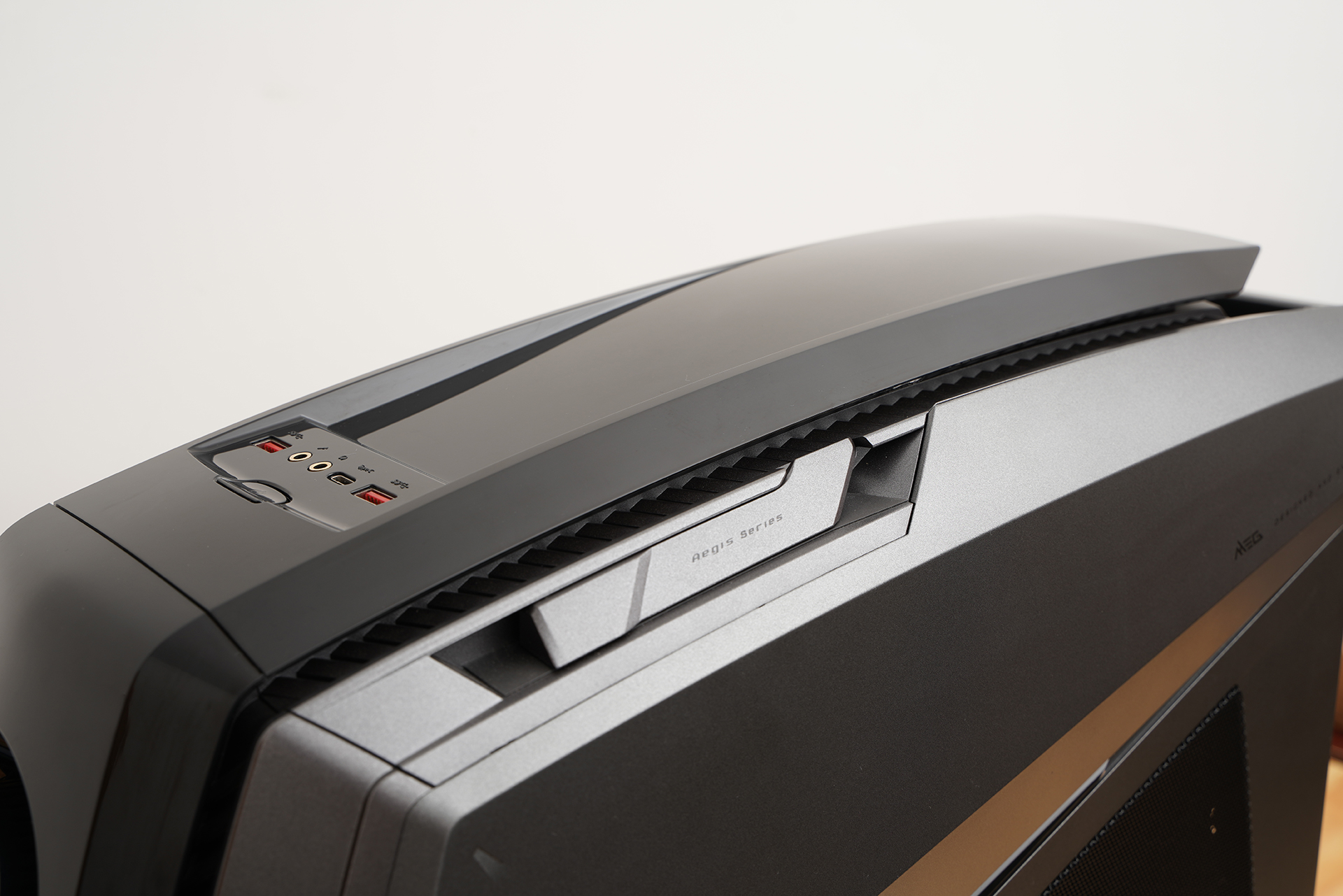 微星宙斯盾ti5值不值得买,微星宙斯盾ti5怎么样