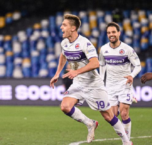 意大利全场狂轰32脚射门难破门,意大利杯米兰德比比分狂虐