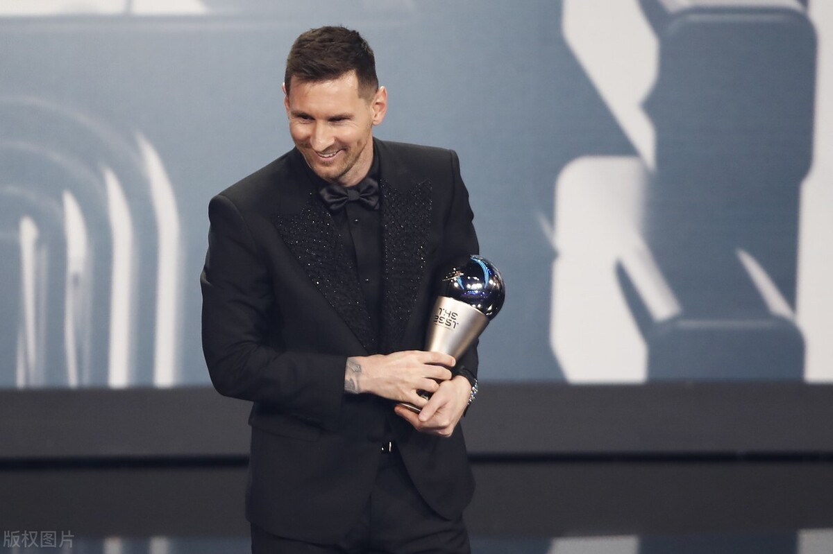 梅西获世界杯金球奖,梅西获大力神杯