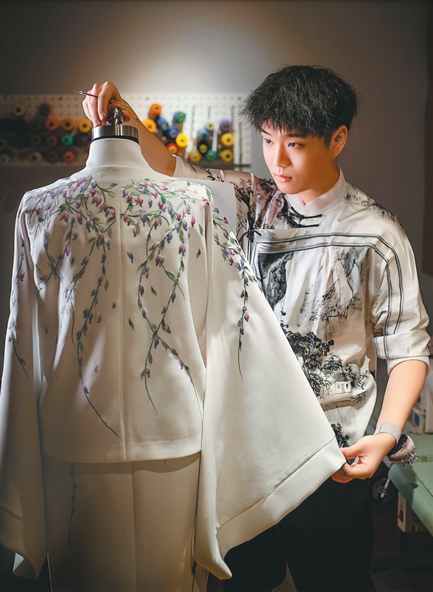 铁岭纽约时装周,登上美国时装周的铁岭小伙