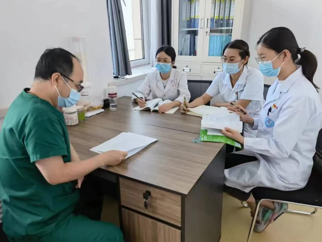 “镜”善“镜”美医者仁心——记天津市蓟州区人民医院“组团式”医疗帮扶专家杨雄