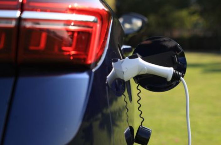 一分钟看懂燃油车,燃油车从开始到普及