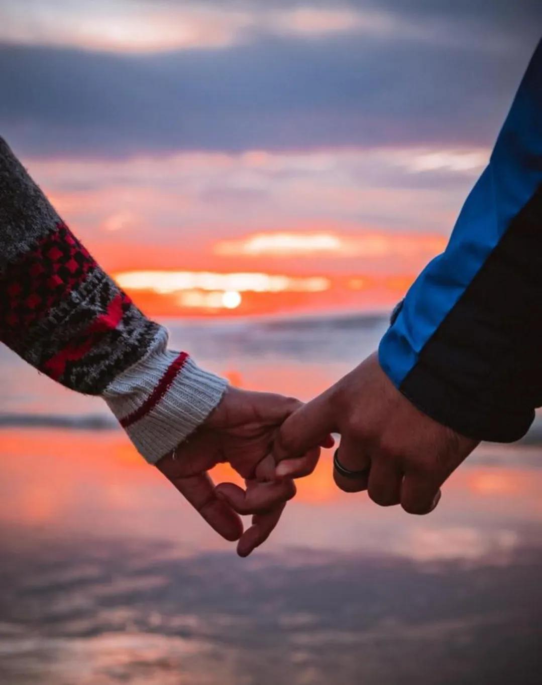 二十多年的爱情长跑能修成正果吗?《蓝袍先生》的真爱太戳心