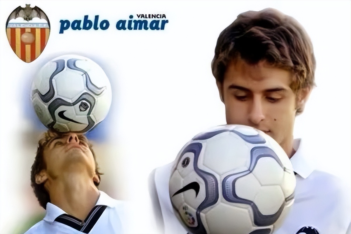 马拉多纳看梅西进球庆祝,梅西致敬马拉多纳的进球