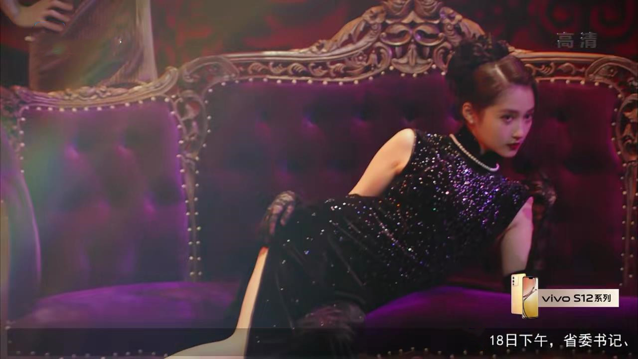 42岁章子怡素颜演电影,章子怡怎么评价关晓彤