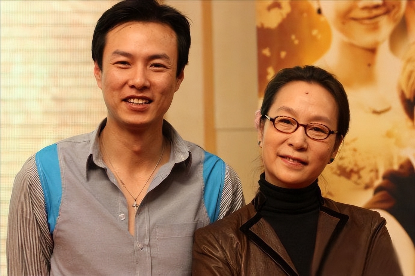 因穷被老婆嫌弃一怒之下继承家族,因为穷被女友抛弃逆袭