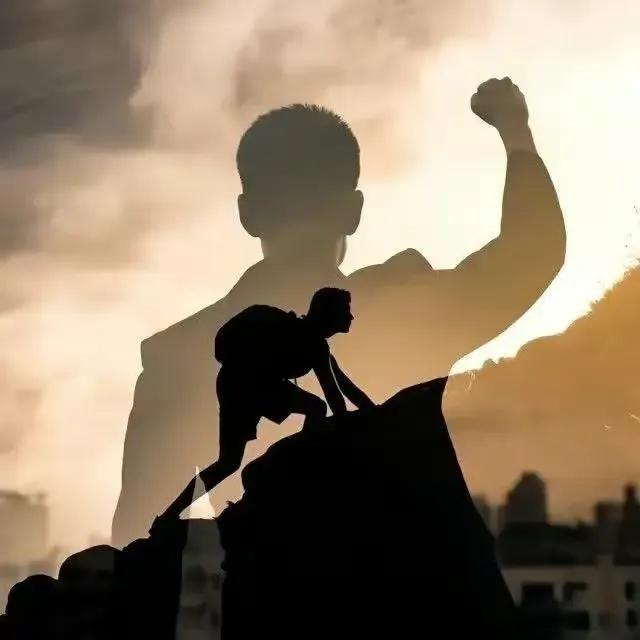 很久不换头像的男生,长期不换的微信头像男生