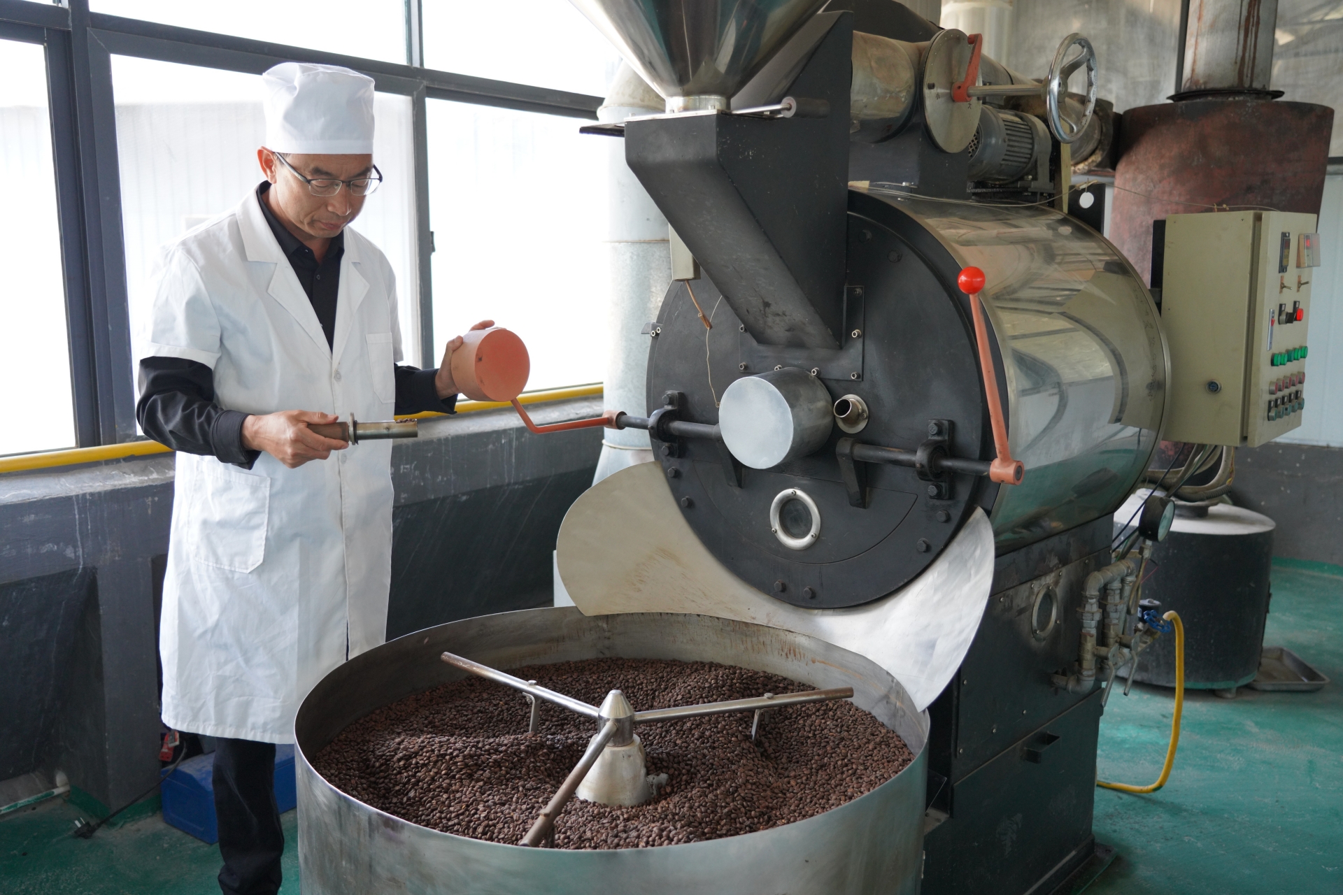 观云台丨云南咖啡是否“香精豆”？我们采访了8位资深从业者……