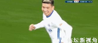 中超球队踢出巴萨式配合进球，小将“C罗式”庆祝动作燃爆了