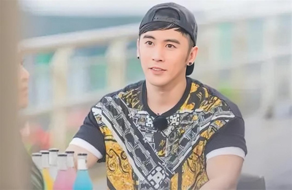 张伦硕钟丽缇结婚几年,钟丽缇嫁小12岁张伦硕