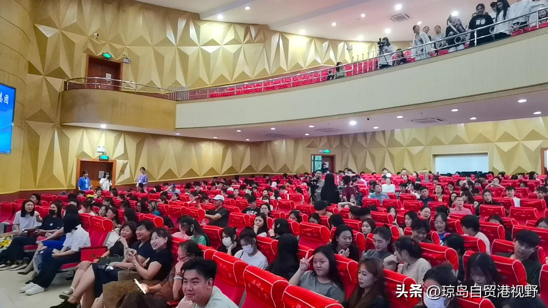 南海音乐学院合唱团汇报演出,海经院南海音乐学院合唱团