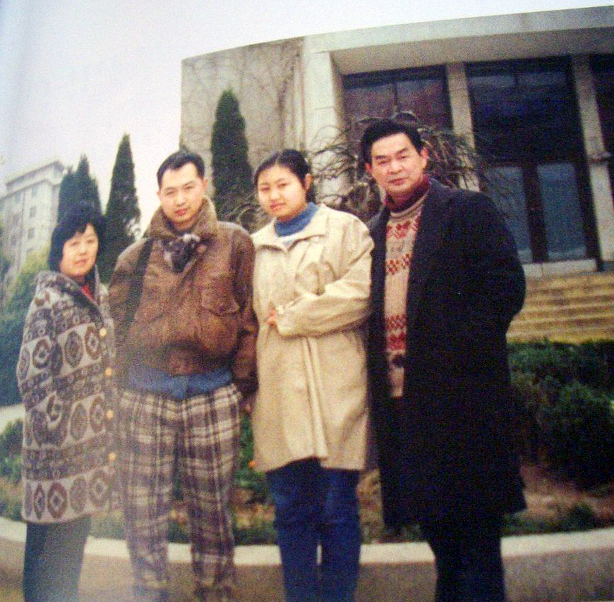 前歌手高枫是得什么病去世的,歌手高枫父母介绍