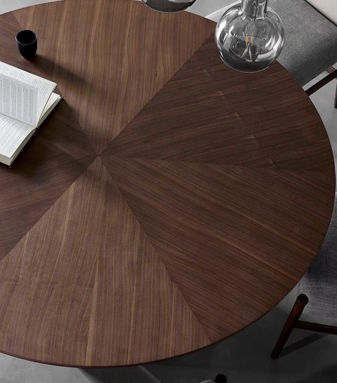 换了1次餐桌，终于清楚了3000元岩板餐桌和5000元大理石桌的区别