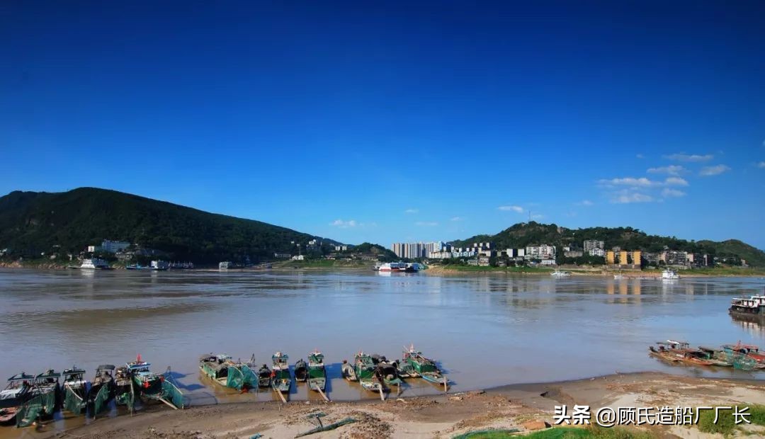 15年重庆巨轮沉船事故,重庆沉船事故最新