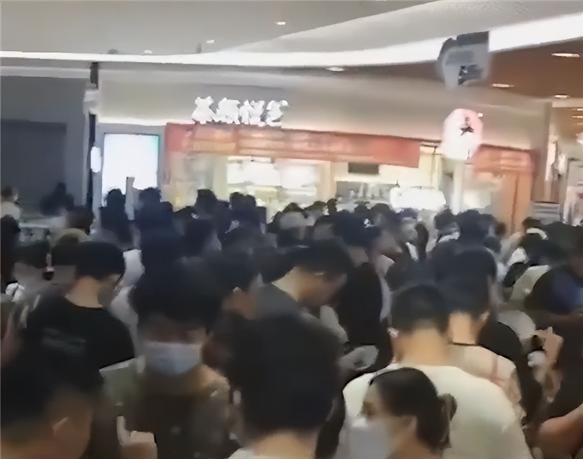 深圳网红奶茶1000块市场监管,网红奶茶停业