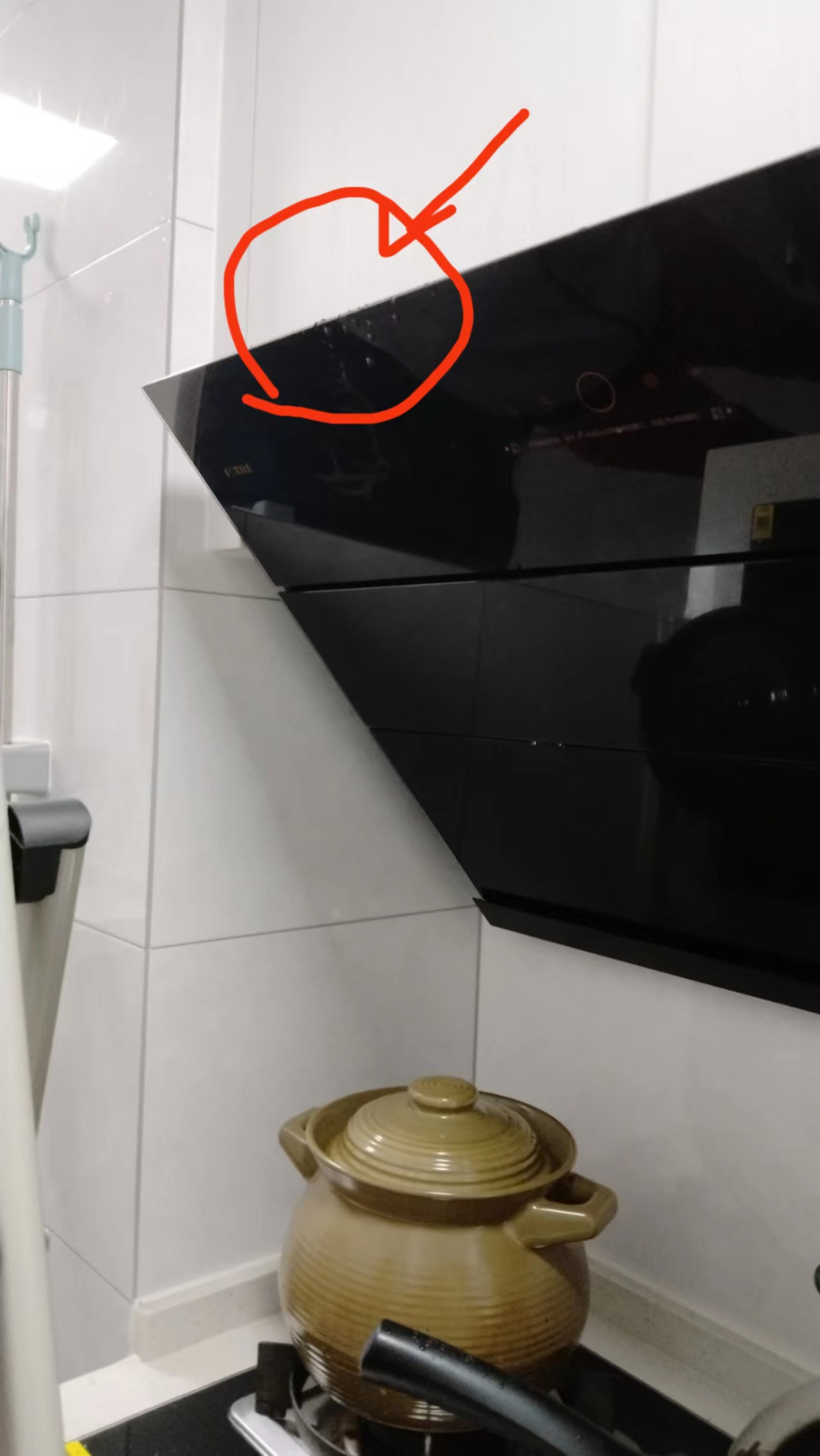 天花板漏水修补方法顶楼,顶楼厨房棚顶漏水啥毛病