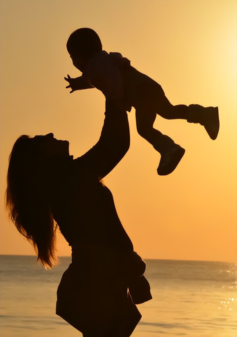 和妈妈闹矛盾处处针对自己怎么办,跟妈妈吵架了不想理她怎么办