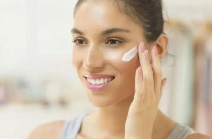 皮肤差的女生用什么护肤品,修复烂脸面霜平价排行榜
