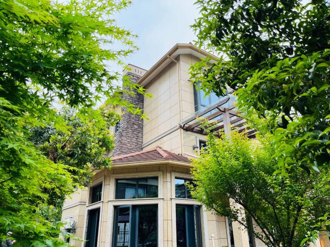 离杭州比较近的浙江城市,离杭州很近的市区