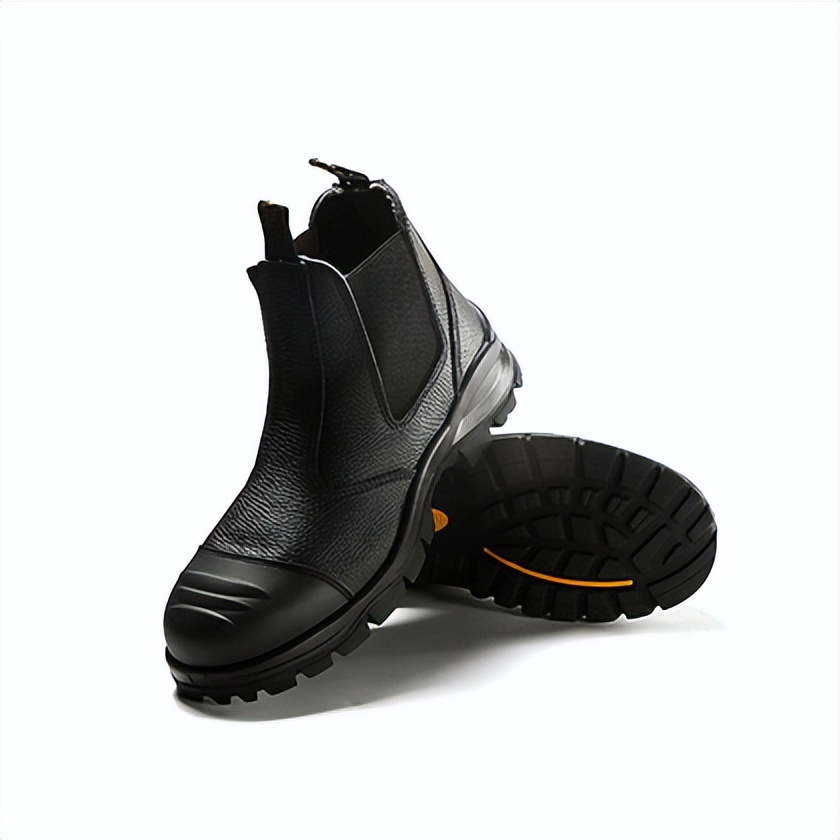 劳保鞋太硬穿久了脚疼？教你怎么挑选劳保鞋避免不累脚