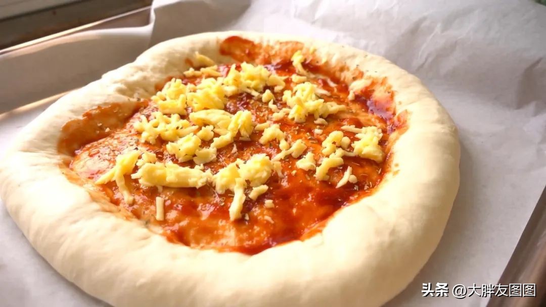 不拉丝的芝士披萨怎么做,简单又好吃的芝士披萨