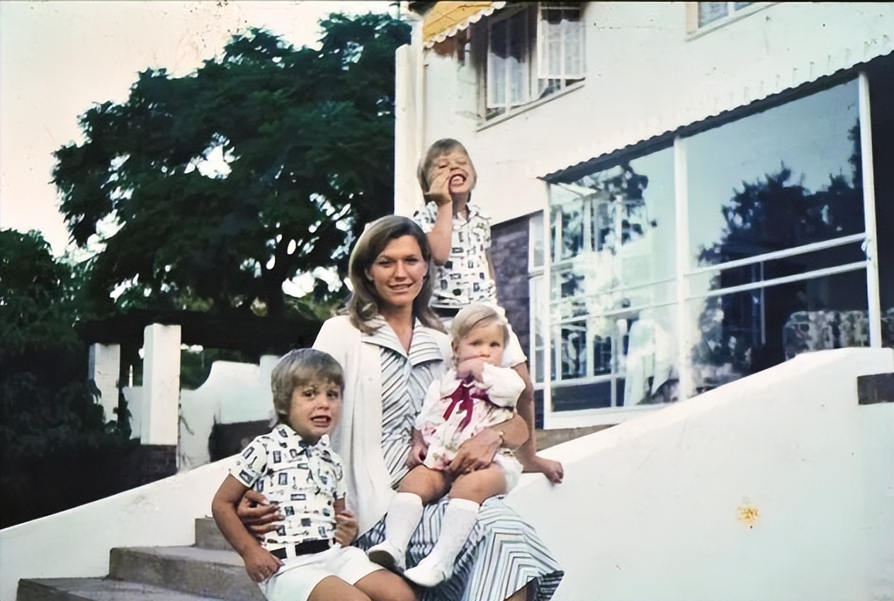 驾驭世界首富马斯克的五个女人，他最钟情于谁？