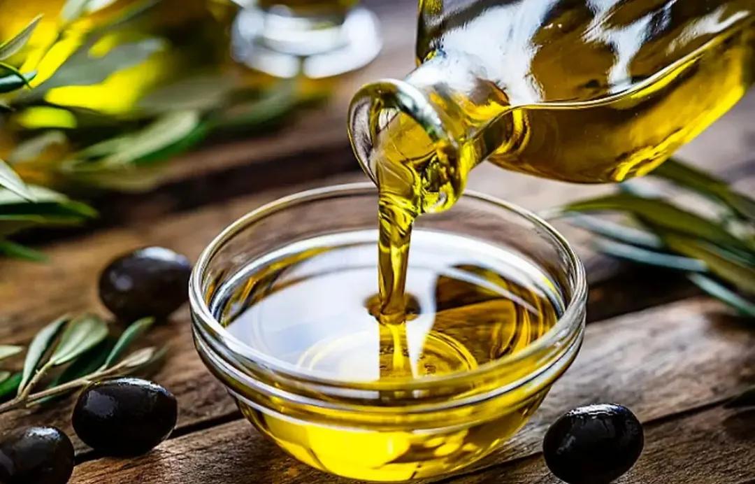 大部分人脱发是什么原因引起的,什么原因导致脱发厉害