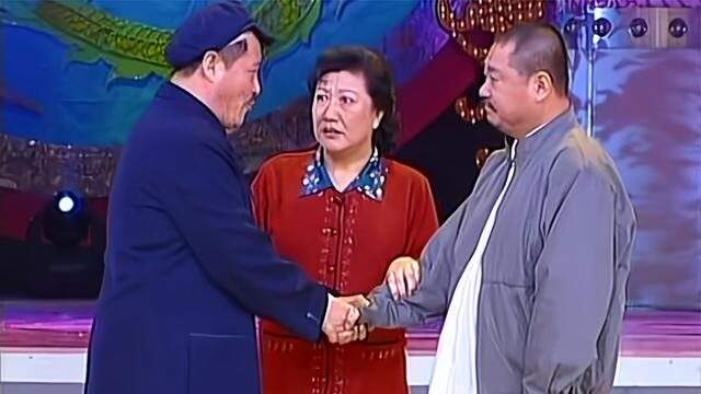 范伟获最佳男配角获奖感言,范伟再获“天坛奖”最佳男主角奖