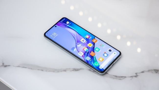 中国第1个办手机号的人是谁,中国第一位办手机号的人