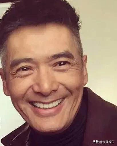 周润发出生在香港哪里,周润发出生于1955年