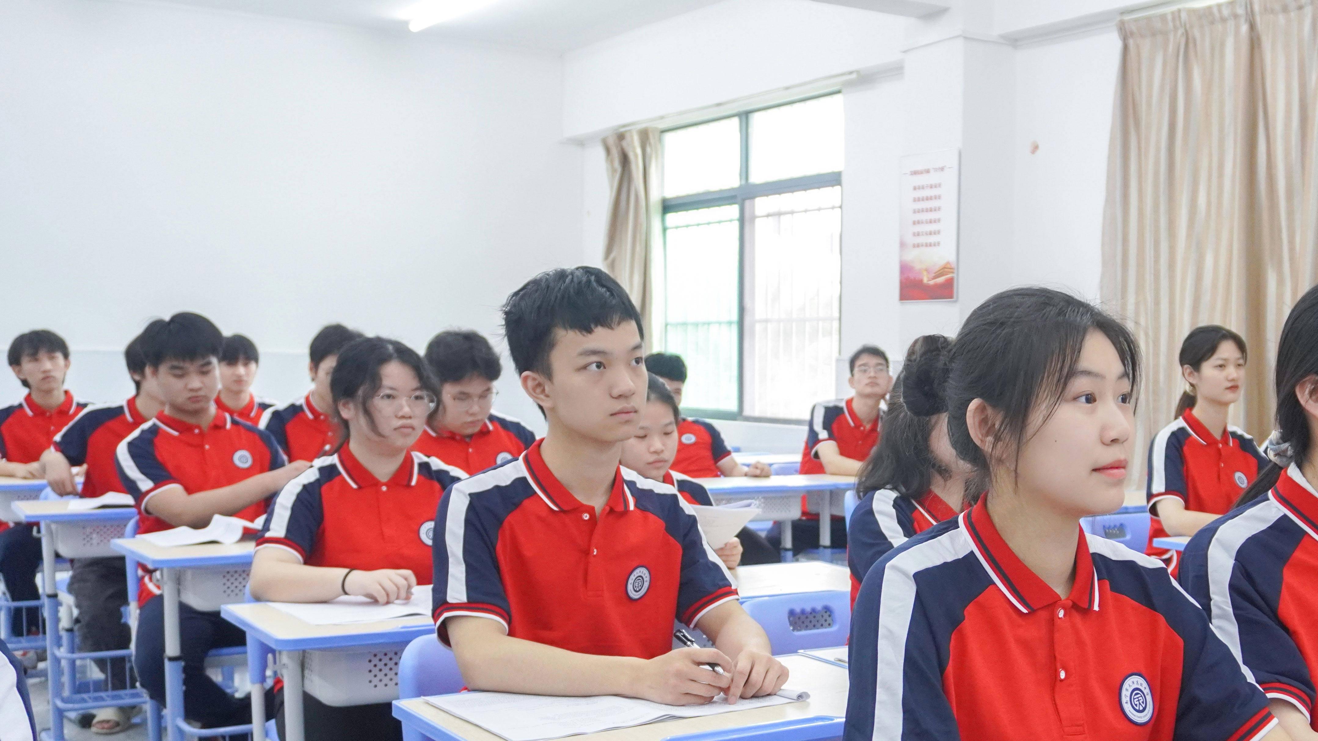 择校指南如何选择中职学校,择校生如何选择高中