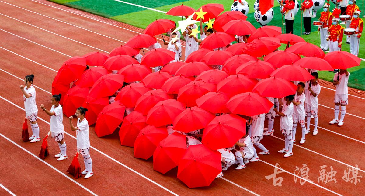 古浪城关第三小学足球比赛,古浪县足球联赛开幕式表演