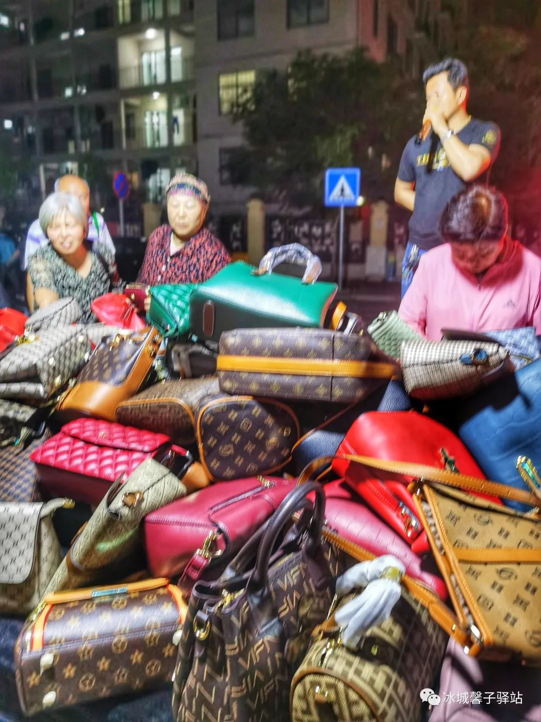 海南九所夜市,三亚九所夜市