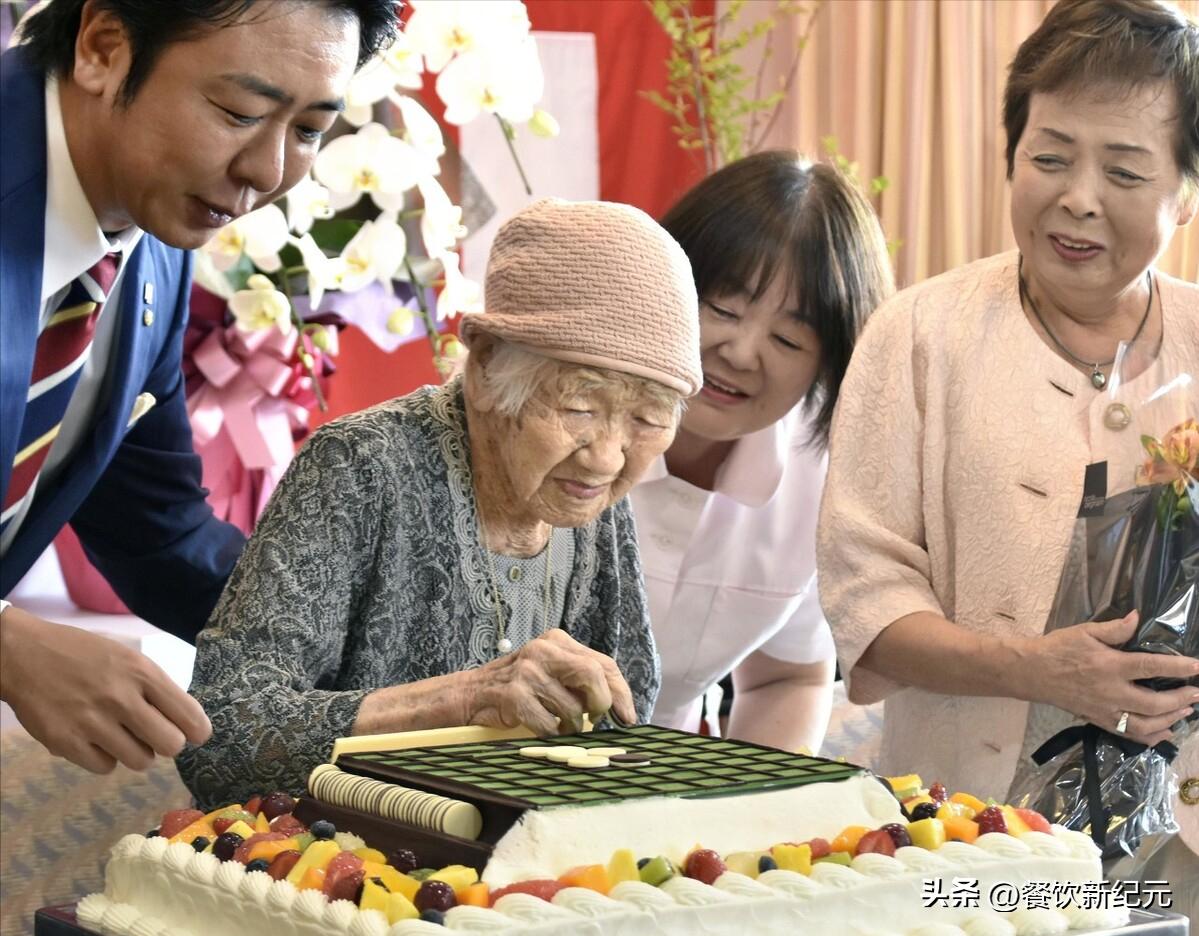 日本富贵人吃中国美食,中国人的长寿食物