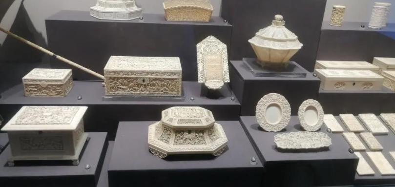 象牙工艺作品,象牙艺术品有什么特征