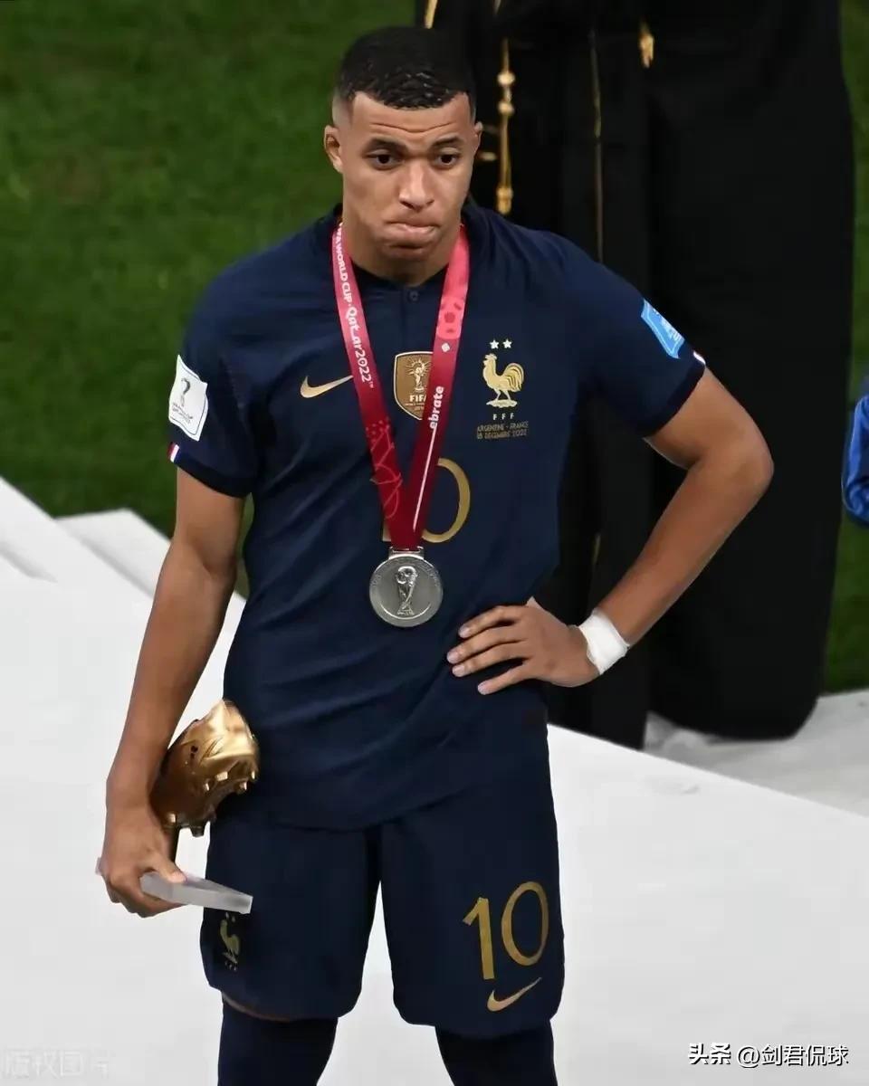 世界杯梅西盛赞姆巴佩,梅西世界杯回眸