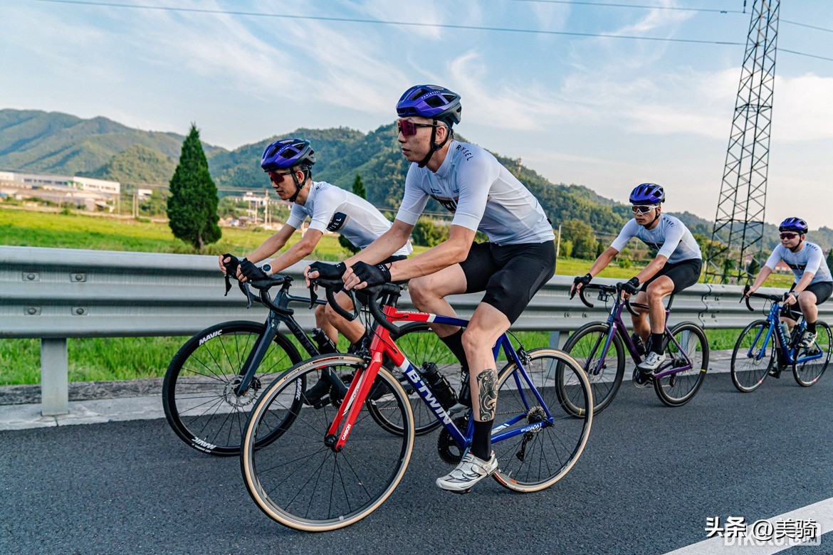 迪卡侬新款公路车发布会,迪卡侬公路车测评