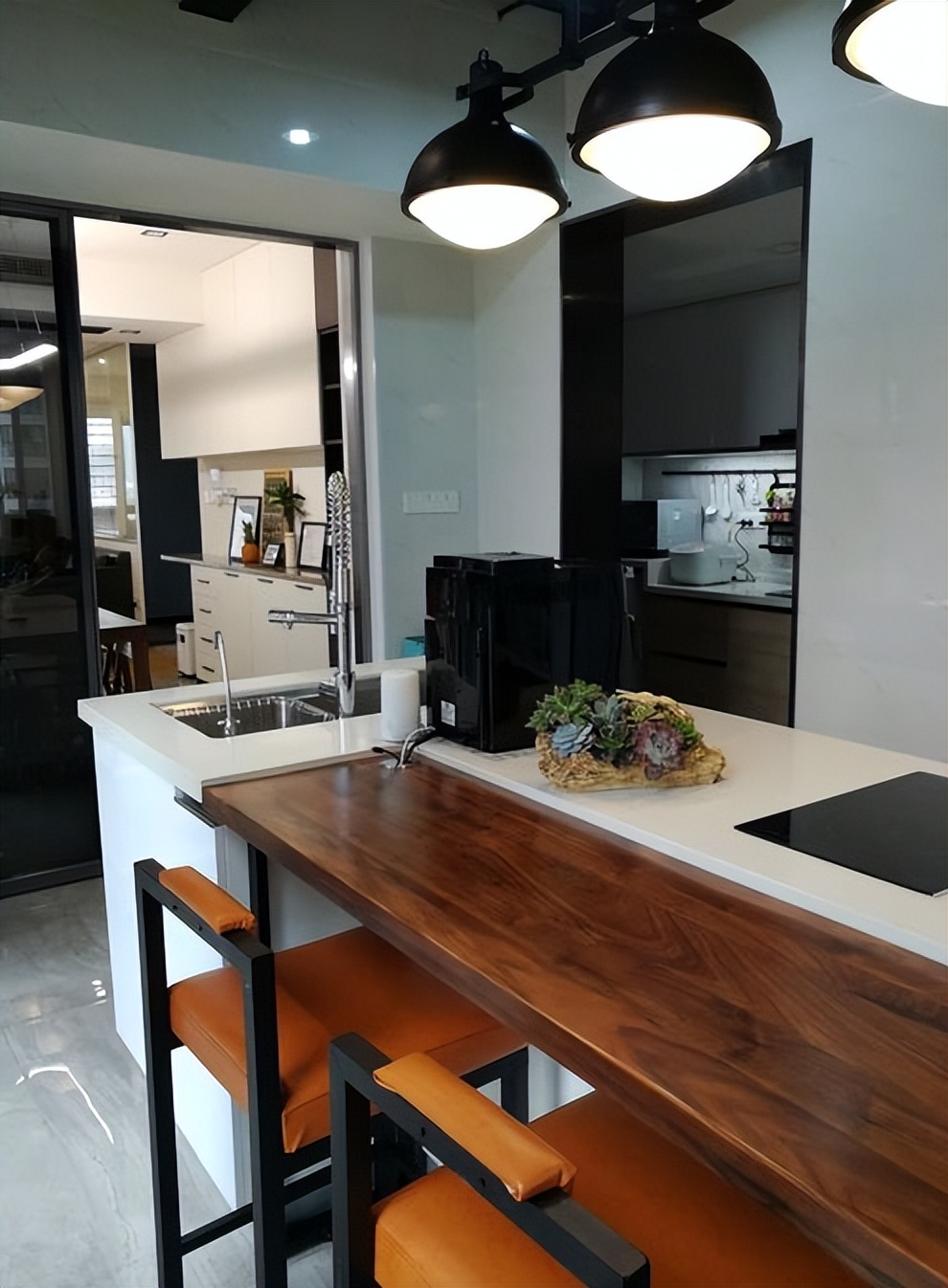 把窗户拆了变成阳台效果图,客厅阳台改造窗户