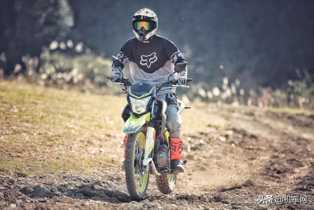 宗申摩托车250cc价格,可上牌宗申水冷250越野摩托车价格