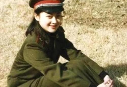 梅婷鄢颇离婚因为谁,梅婷和鄢颇度过了七年的婚姻生活