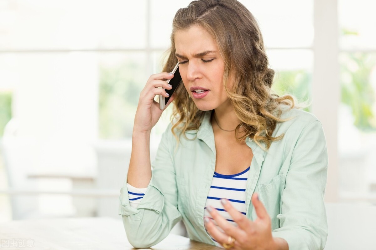 信用卡没消费突然有一笔消费记录,信用卡没有消费但是冒出账单