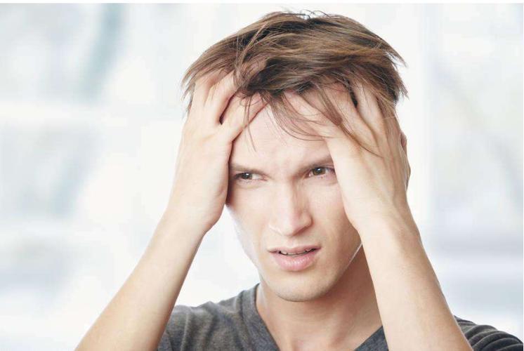 31岁男子高烧不退,32岁男子感染新冠发烧