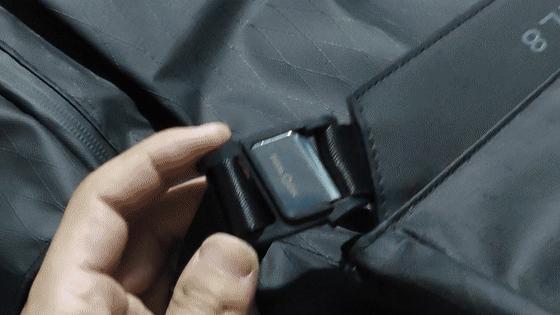 把行李箱背在身上,20寸行李箱8号地平线