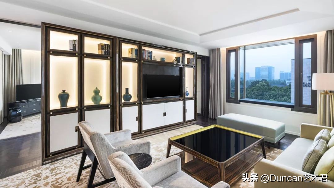 18年最需要去的国内10大特色酒店,杭州适合全家四个人住的酒店